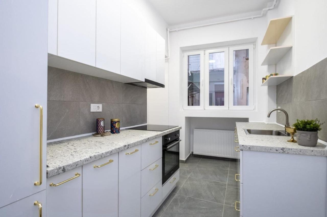 Gorgeous Bucharest Apartments Old Town Esterno foto